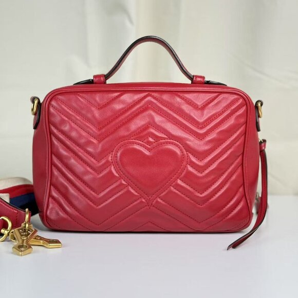 Gucci Red Leather Marmont Shoulder Bag Crossbody - Elegant & Versatile Design - Picture 3 of 11